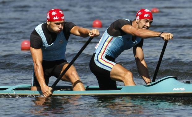 Dumitrescu şi Mihalachi s-au calificat în finală la canoe dublu